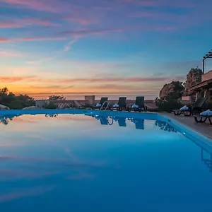 Gravina & , Costa Paradiso Italien